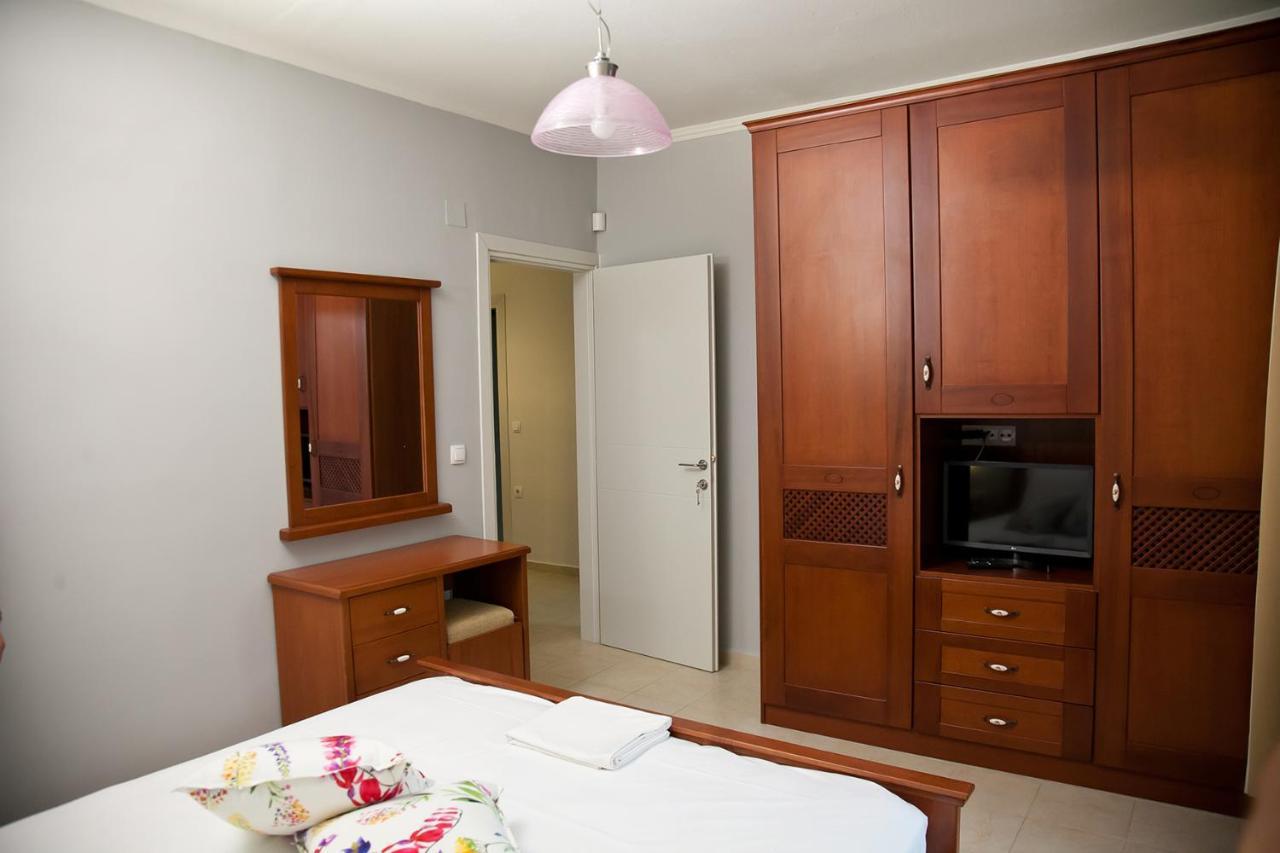 Villa Niki Plataria Bagian luar foto